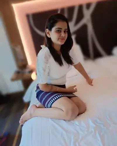 Escort Service In Daulatpur